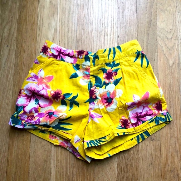 Abercrombie Cotton Shorts - Picture 3 of 3